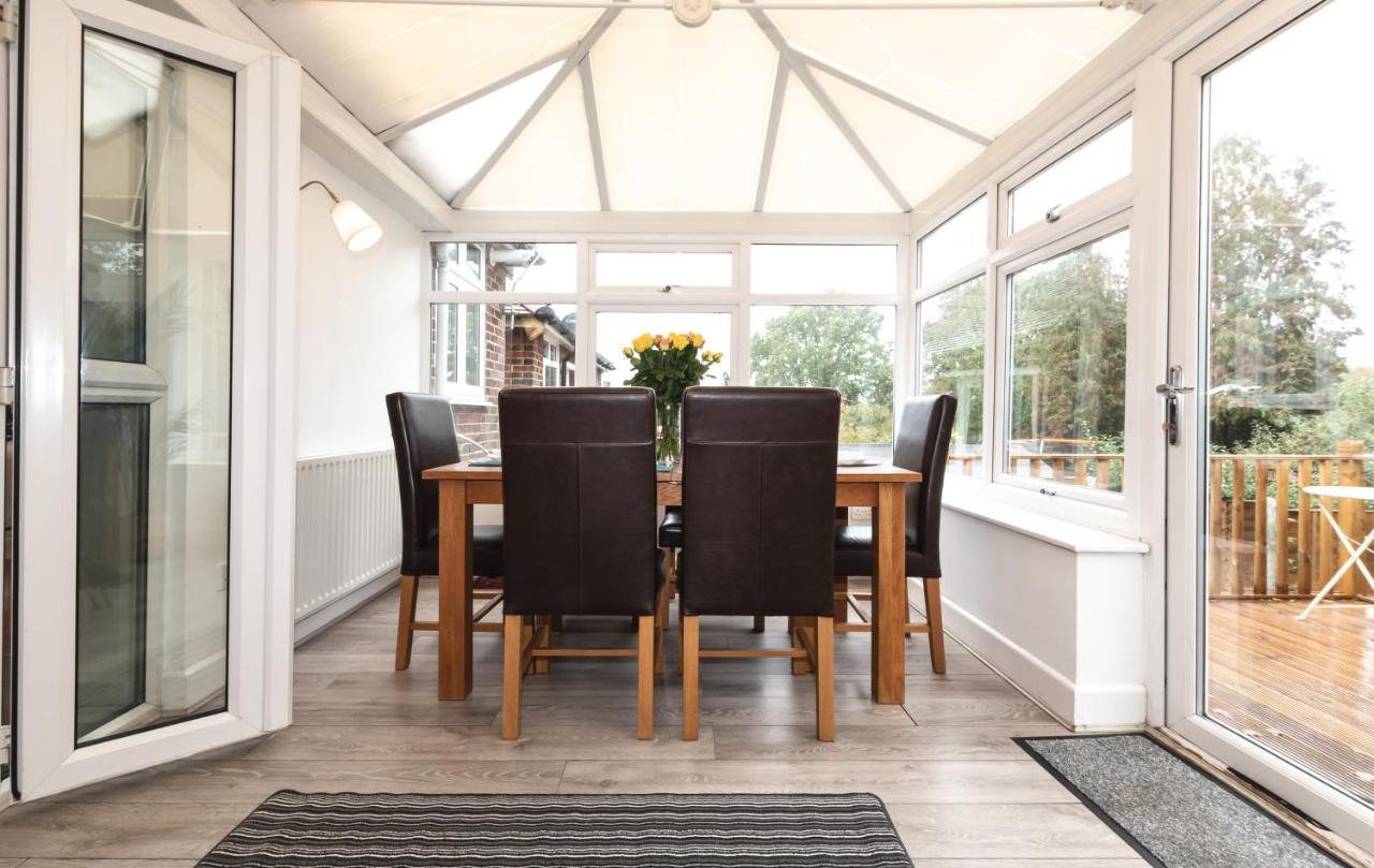 Accessible 3-Bedroom Bungalow With Patio +Driveway Southampton Esterno foto