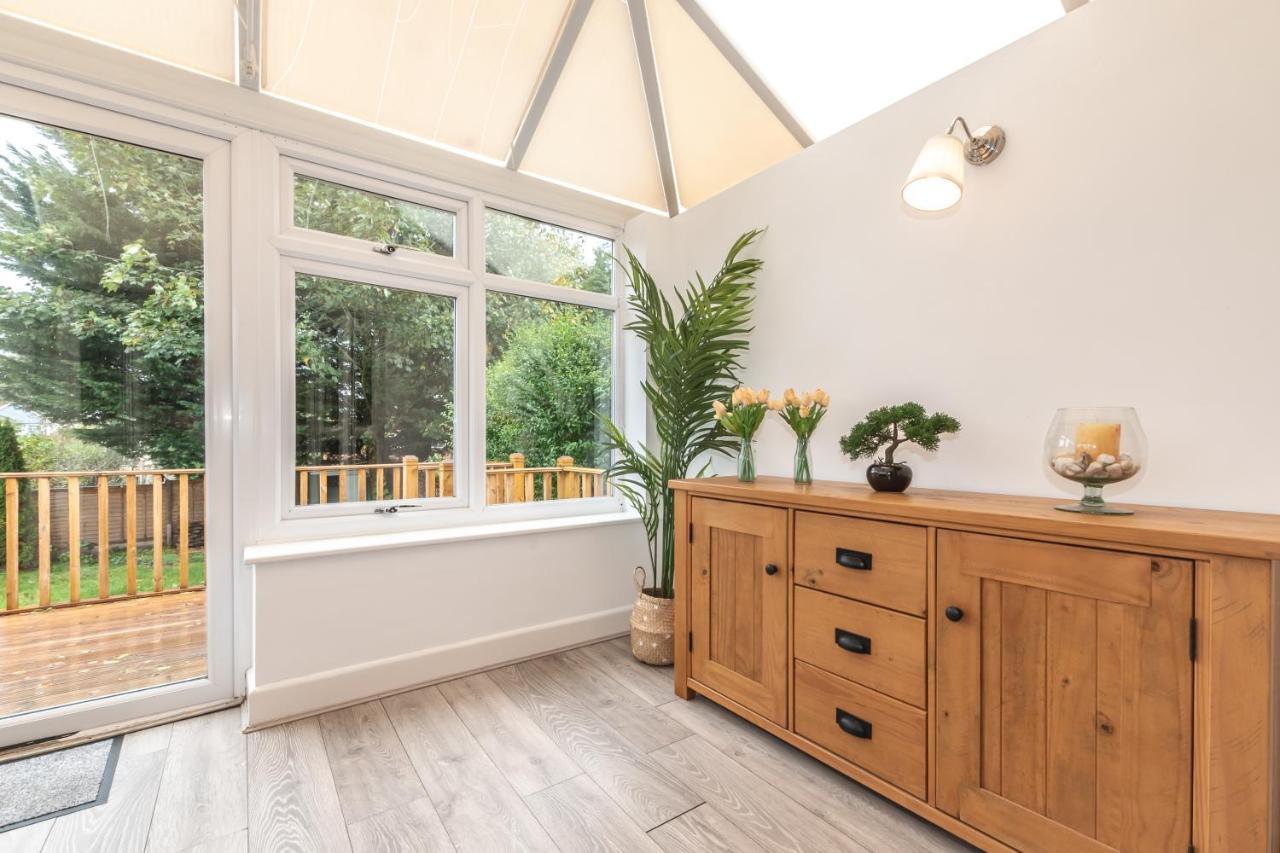 Accessible 3-Bedroom Bungalow With Patio +Driveway Southampton Esterno foto